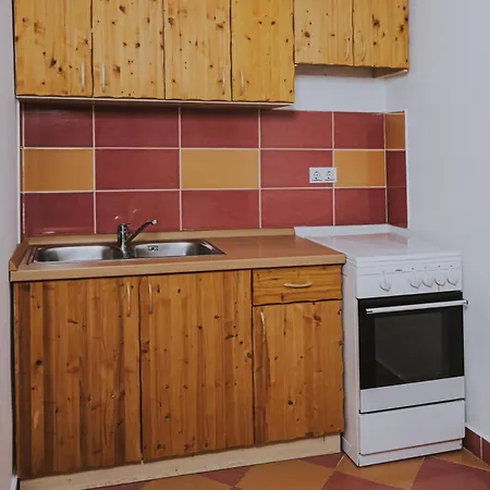 Balazs Vendeghaz Apartment Tiszabábolna