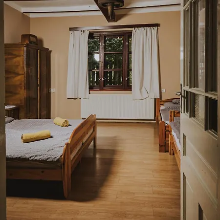Balazs Vendeghaz Apartment *